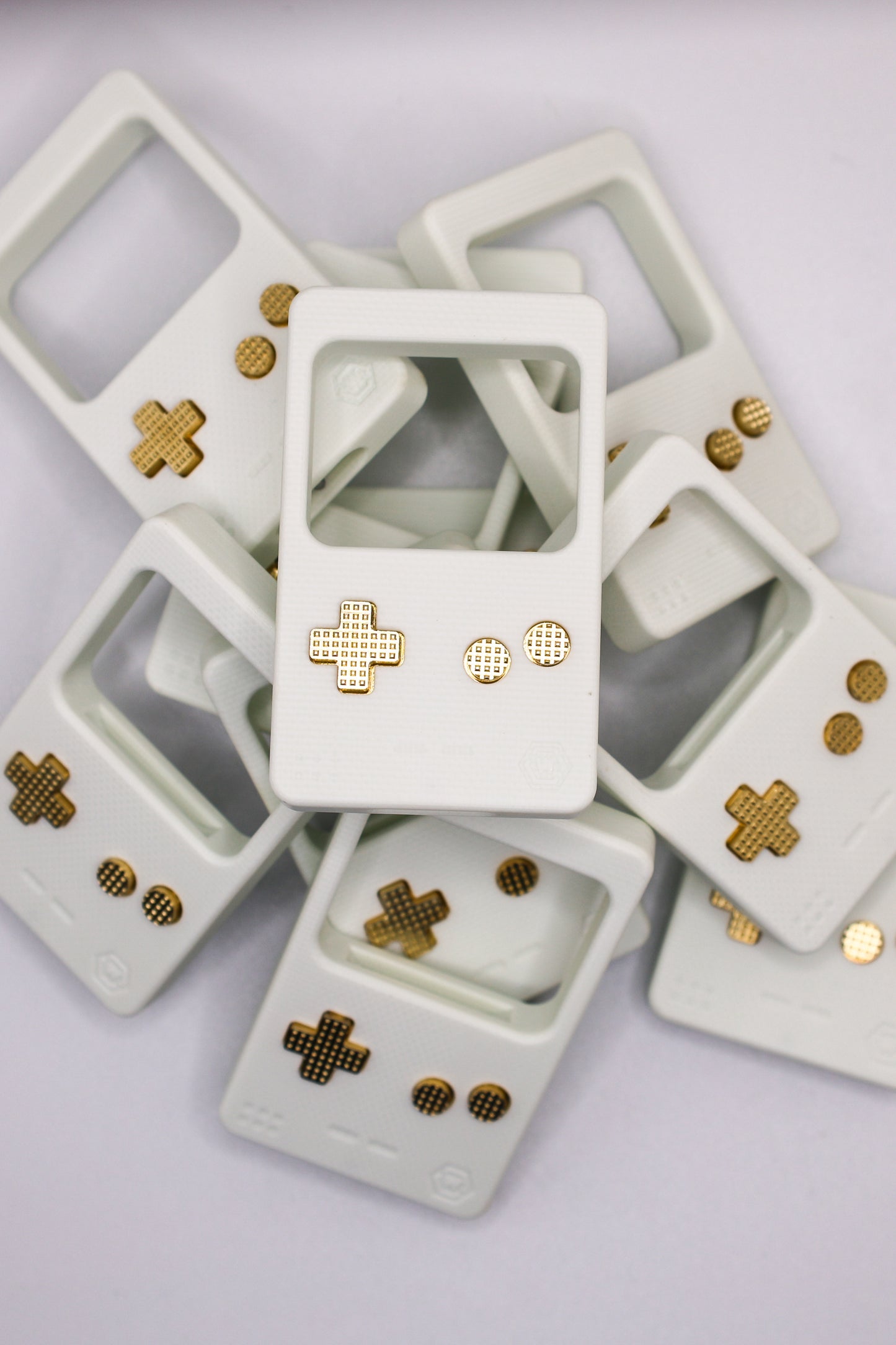 White G10 Clicktendo Slim with Brass Frag Buttons