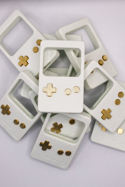 White G10 Clicktendo Slim with Brass Frag Buttons